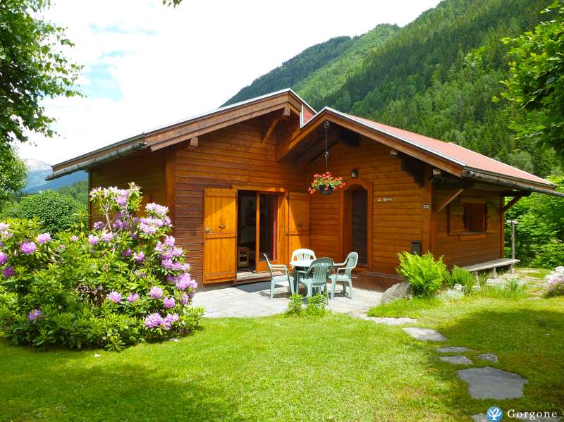 Photo n°1 de :Joli petit chalet en bois